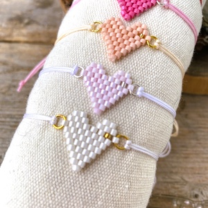 Miyuki szíves karkötő - ékszer - karkötő - charm karkötő - Meska.hu