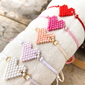 Miyuki szíves karkötő - ékszer - karkötő - charm karkötő - Meska.hu