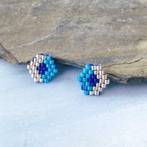 Kis6szög Tél -  bedugós miyuki japán gyöngy fülbevaló - ékszer - fülbevaló - pötty fülbevaló - Meska.hu