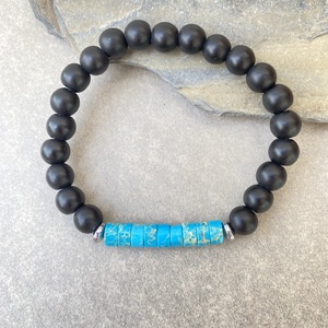 Égkék császárkő és matt ónix -  ásvány  férfi karkötő - ékszer - karkötő - gyöngyös karkötő - Meska.hu
