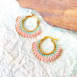 Tavasz I. - karika  fülbevaló miyuki gyöngyökből - ékszer - fülbevaló - karika fülbevaló - Meska.hu