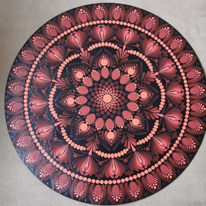 Vörös árnyalatú kézzel festett mandala - dekoráció, falikép - művészet - festmény - akril - Meska.hu