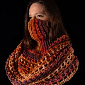 Teyra horgolt felső- November 2025 - ruha & divat - női ruha - poncsó - Meska.hu