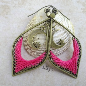 Ezeregy éj fonal fülbevaló (pink) - ékszer - fülbevaló - lógó csepp fülbevaló - Meska.hu