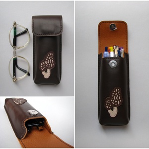 Kucsmagomba mintás bőr tolltartó, szemüvegtok - táska & tok - pénztárca & más tok - szemüvegtok - Meska.hu