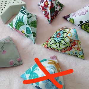 Háromszög formájú babzsák  - játék & sport - sport és kikapcsolódás - jóga, pilates, torna - Meska.hu