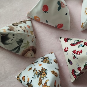 Háromszög formájú babzsák , 6db - játék & sport - készségfejlesztő és logikai játék - oktató játékok - Meska.hu