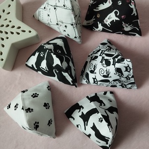 Háromszög formájú babzsák , 6db, Játék & Sport, Készségfejlesztő és Logikai játék, Oktató játékok, Varrás, MESKA