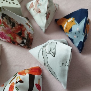 Háromszög formájú babzsák , 6db - játék & sport - készségfejlesztő és logikai játék - oktató játékok - Meska.hu