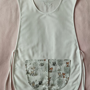 Női fehér lapköpeny, Róka ?, Nyuszi ?, Őz ? mintás zsebbel , ovis , munkaruha , Ruha & Divat, Női ruha, Tunika, Varrás, MESKA