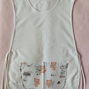 Női fehér lapköpeny, Róka ?, Nyuszi ? mintás zsebbel , ovis , munkaruha , Ruha & Divat, Női ruha, Tunika, Varrás, MESKA