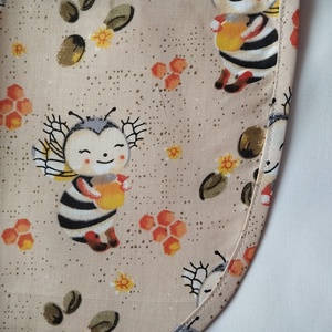 Női fehér lapköpeny, Méhecske � mintás zsebbel , ovis , munkaruha  - ruha & divat - női ruha - tunika - Meska.hu