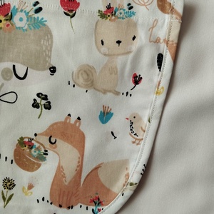 Női fehér lapköpeny, Őz   , Nyuszi ��, Mókus � mintás zsebbel , ovis , munkaruha  - ruha & divat - női ruha - tunika - Meska.hu