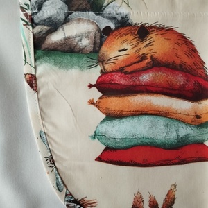 Női fehér lapköpeny, Capibara �mintás zsebbel , ovis , munkaruha  - ruha & divat - női ruha - tunika - Meska.hu