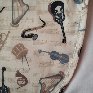 Női fehér lapköpeny, Hangszer � � �mintás zsebbel , ovis , munkaruha  - ruha & divat - női ruha - tunika - Meska.hu