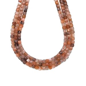 Holdkő barna fazettált kocka 4x4mm ékszerkészítő alapanyag (füzér) - Meska.hu