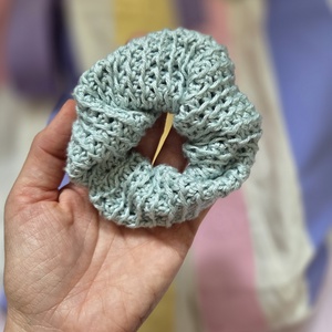 Horgolt scrunchie - horgolt hajgumi - ruha & divat - hajdísz & hajcsat - hajgumi - Meska.hu