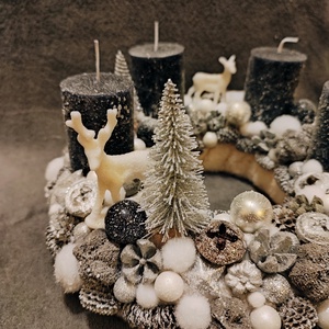 Ezüst- fekete Adventi koszorú  - karácsony - adventi díszek - adventi koszorú - Meska.hu