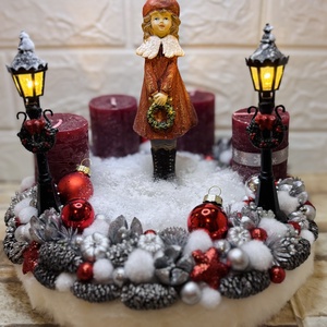 Világítós, kislányos adventi koszorú, Karácsony, Adventi díszek, Adventi koszorú, Virágkötés, MESKA