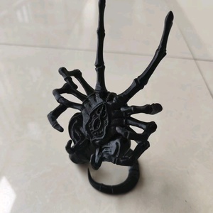 Xenomorph Grip � Egyedi, sci-fi ihletésű telefontartó - otthon & életmód - tárolás & rendszerezés - asztali telefontartó - Meska.hu