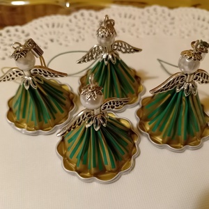 Karácsonyi angyalkák - kávékapszulából  - Meska.hu