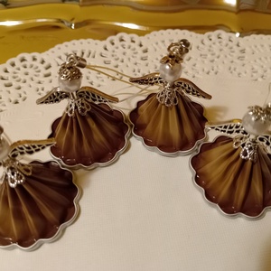 Karácsonyi angyalkák - kávékapszulából  - karácsony - karácsonyi lakásdekoráció - karácsonyi lakásdíszek - Meska.hu