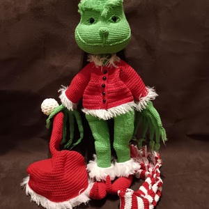 Horgolt Grinch Figura Levehető Ruhával és Kiegészítőkkel - Meska.hu