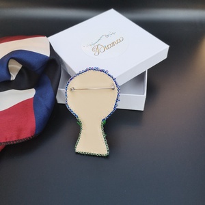 Viágcsokor - Bross - ékszer - kitűző és bross - kitűző - Meska.hu Viágcsokor - Bross - ékszer - kitűző és bross - kitűző - Meska.hu