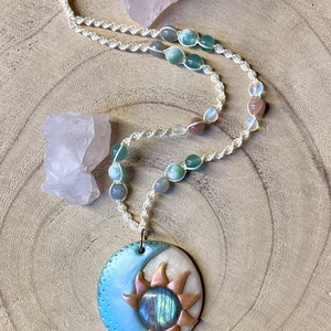 Nap-Hold labradorit nyaklánc  - ékszer - nyaklánc - medálos nyaklánc - Meska.hu