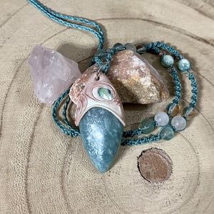 Amazonit nyaklánc, Ékszer, Nyaklánc, Medálos nyaklánc, Gyurma, Csomózás, MESKA