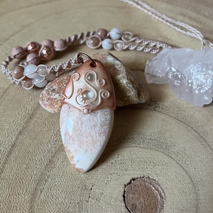 Skolecit nyaklánc aurakvarc  díszítéssel  - ékszer - nyaklánc - medálos nyaklánc - Meska.hu