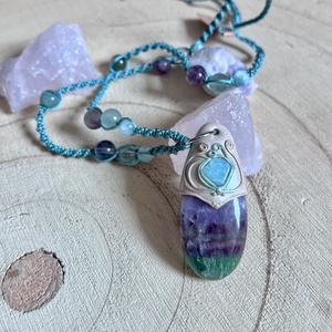 Fluorit nyaklánc amazonit díszítéssel, Ékszer, Nyaklánc, Medálos nyaklánc, Gyurma, Csomózás, MESKA