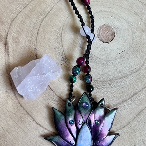 Szivárvány HOLDKŐ lótusz amulett - ékszer - nyaklánc - medálos nyaklánc - Meska.hu