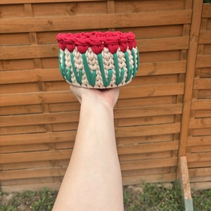 Horgolt tulipános kosár - diy (csináld magad) - szabásminta, útmutató - horgolási minta - Meska.hu Horgolt tulipános kosár - diy (csináld magad) - szabásminta, útmutató - horgolási minta - Meska.hu