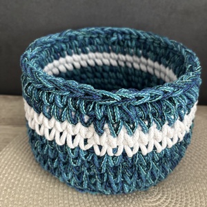 Horgolt kétszínű tároló, DIY (Csináld magad), Szabásminta, útmutató, Horgolási minta, Horgolás, MESKA