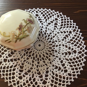 Horgolt fehér terítő - Meska.hu