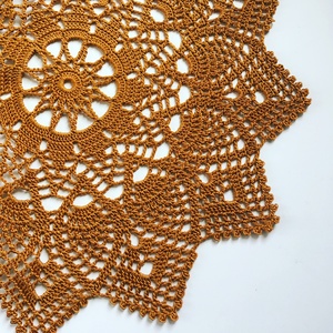 Horgolt fahéj színű terítő - Meska.hu