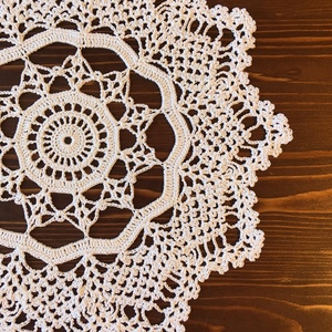 Fehér horgolt terítő -  - Meska.hu