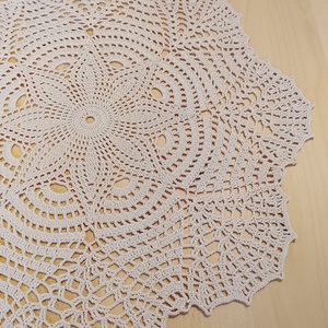 Horgolt terítő bézs - otthon & életmód - lakástextil - abrosz, terítő - díszterítő polcra, komódra - Meska.hu