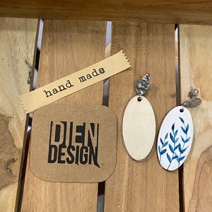 Ornamentika1 - kézzel festett ornamentikus fa fülbevaló, kék, ovális, nagy - ékszer - fülbevaló - lógó fülbevaló - Meska.hu