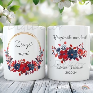 Bordó-kék virágokkal díszített bögre ballagásra. Búcsúajándék oviba, bölcsibe, iskolába. , Otthon & Életmód, Konyhafelszerelés, tálalás, Tálalás, Bögre & Csésze, Fotó, grafika, rajz, illusztráció, Kerámia, MESKA