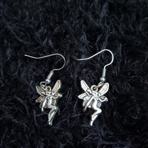 Tündérke bizsu fülbevaló  - Meska.hu