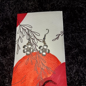 Virág fülbevaló  - ékszer - fülbevaló - lógó fülbevaló - Meska.hu