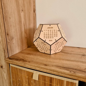 12 oldalú 3D naptár 2025 - otthon & életmód - dekoráció - fali és függő dekoráció - falinaptár & öröknaptár - Meska.hu