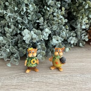 Kis mókus - kellékek & szerszámok - dekorációs kellékek - figurák - Meska.hu