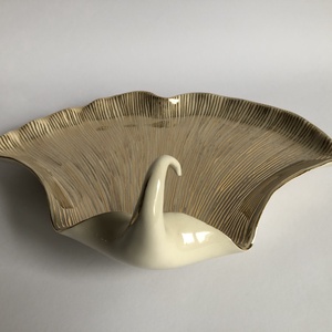 Arany csíkos ginkgo leveles tál - otthon & életmód - konyhafelszerelés, tálalás - tálalás - kínálótál - Meska.hu