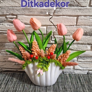 Kagyló-varázs Tulipánokkal - Meska.hu