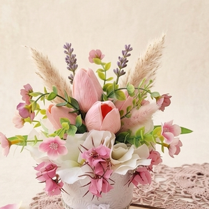 Anyák napiRomantikus tulipános virágdísz � Egyedi anyáknapi meglepetés(15cm magas) - Meska.hu
