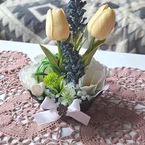 Tulipános asztaldís (15cm magas) - otthon & életmód - virágdekoráció - virágdíszek - virágdísz kaspóban - Meska.hu