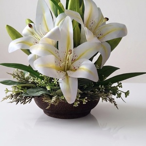 Elegáns liliom asztali dísz, antikolt kaspóban � Egyedi kézműves dekoráció(28cm magas 25cm széles) - otthon & életmód - dekoráció - asztal és polc dekoráció - asztaldísz - Meska.hu